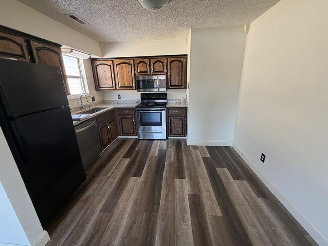Photo - 2409 Texas Ave Unidad 2415 Texas Avenue Apt C