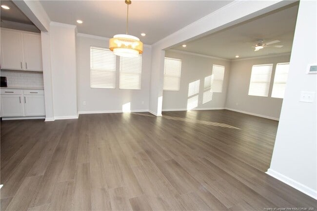 Photo - 510 Light Oak Wy