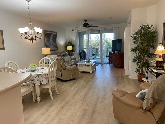 Photo - 11021 Gulf Reflections Drive Unit 306