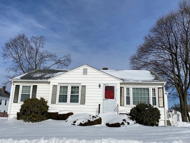 Building Photo - 9 Turin Rd