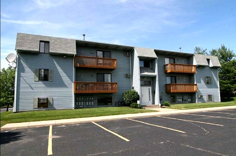 Boltwood Apartments - Boltwood Apartments
