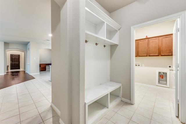 Photo - 2028 Barx Dr