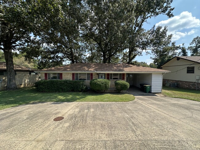 Building Photo - 10326 Highway 107 Rental