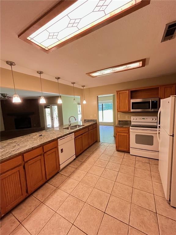 Photo - 2113 Loren Cir