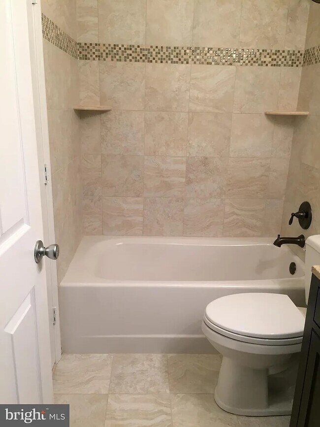 Photo - 1419 Tarragon Ct