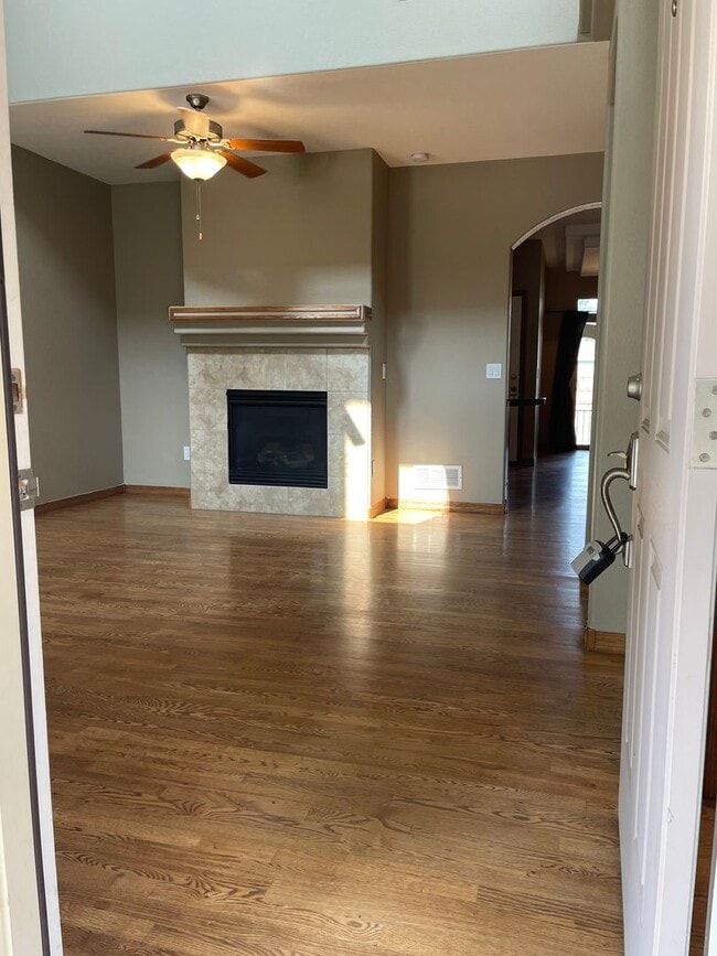 Photo - 3545 Big Ben Dr Unit E