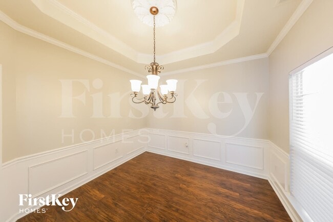 Photo - 925 Jackson Cir
