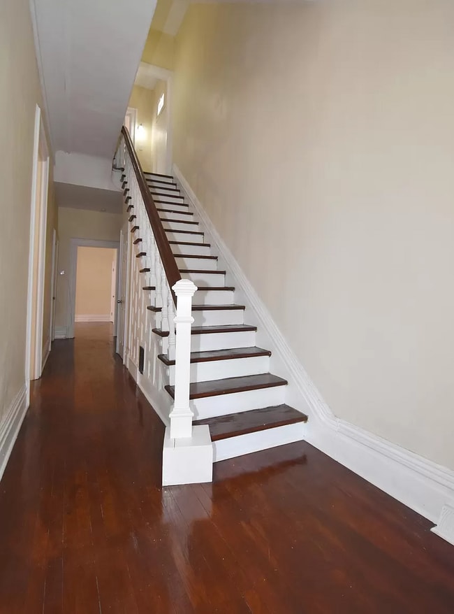 Photo - 1005 Sheffield St