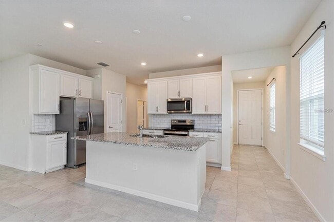 Photo - 2501 Southlawn Ln