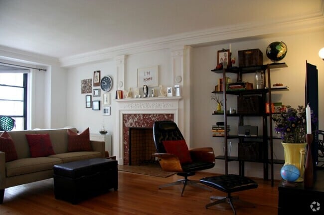 Building Photo - 15 E Kirby St Unit 806 Rental
