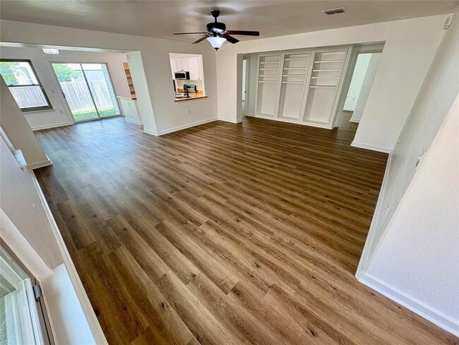 Photo - 8003 Bannock Ln
