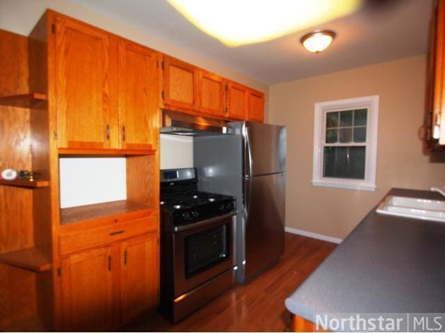Photo - Beautiful 3 Bedroom Home in St.Paul!