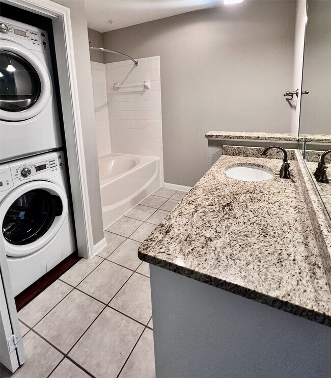 Photo - 5353 Memorial Dr Unit 4075