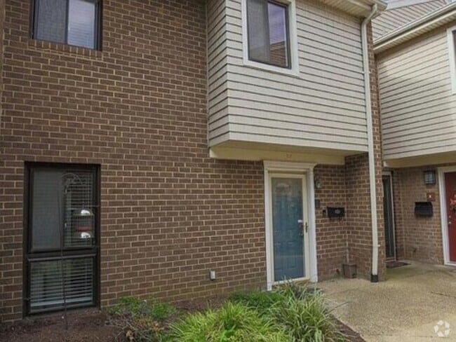 Building Photo - 36 Gentry Ct Rental