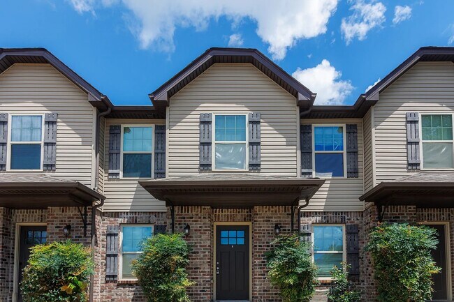 1775 Spring Water Dr Unidad C