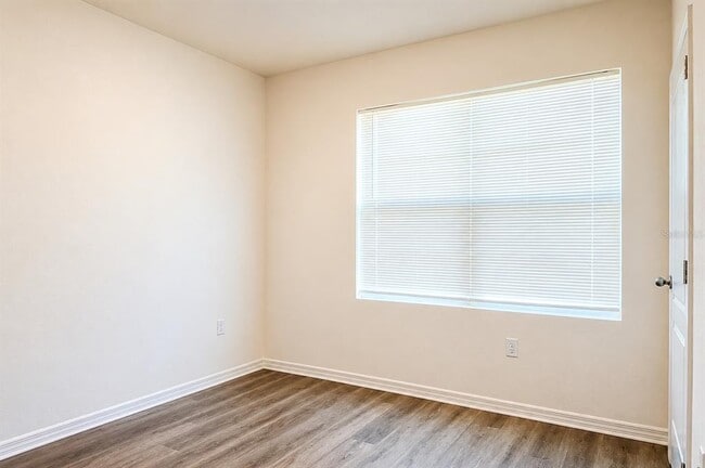 2132 Silver Brk Wy