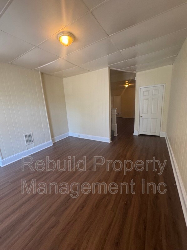 Photo - 1705 Ashburton St