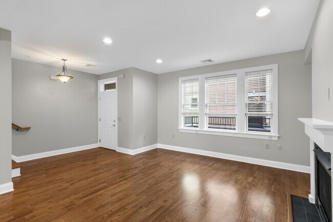 Photo - 30 Whistler Ct