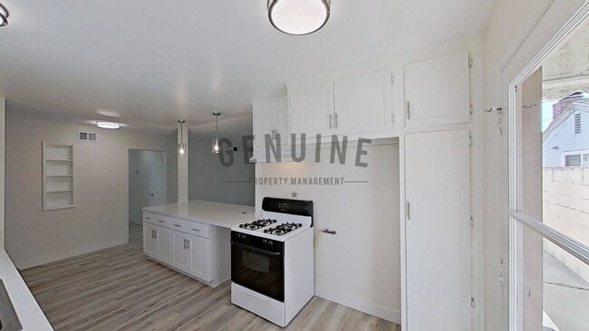 Photo - Upgraded 3Bd 2Ba House w/ Sunroom