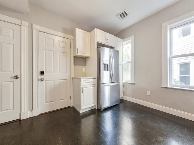 Photo - 40 Fenton St Unit 1