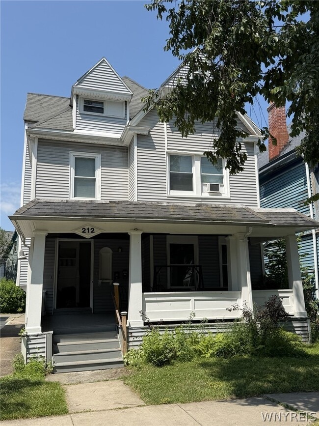 Building Photo - 212 Richmond Ave