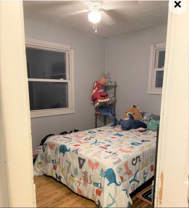 Photo - 381 Alena St