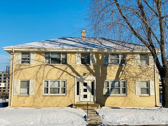 Building Photo - 2382 S 92nd St Rental