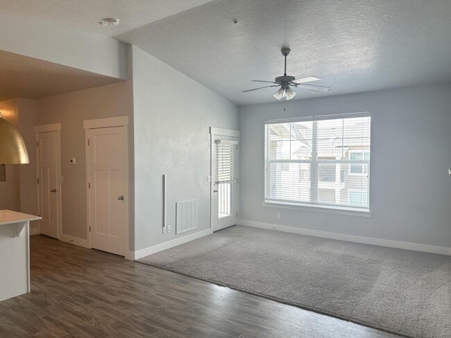 Photo - Newer Vineyard Condo for Rent! Next to Utah Valley University!!