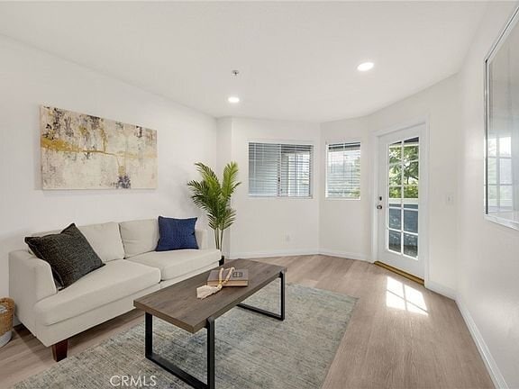 Photo - 1501 N Brea Blvd Unit 55