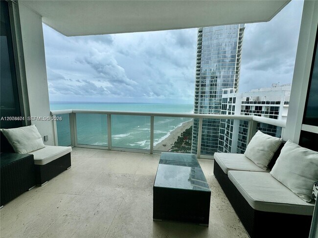 Building Photo - 18101 Collins Ave Unit 4302