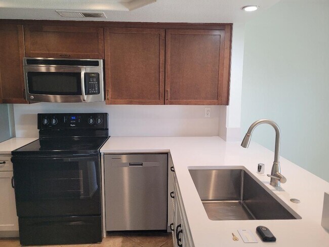 Photo - 78149 Indigo Dr