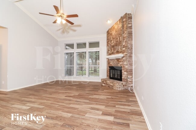 Photo - 2210 Stillwater Dr