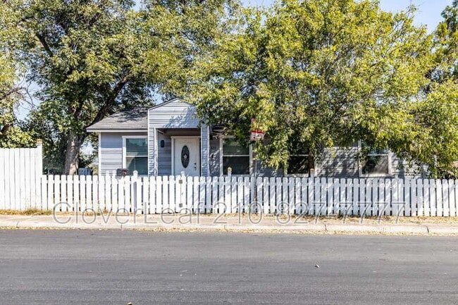 Building Photo - 116 Naylor St