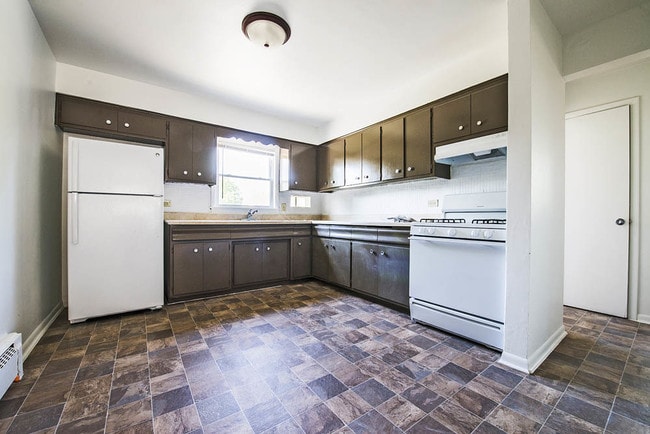 Photo - 470 Gordon Ave