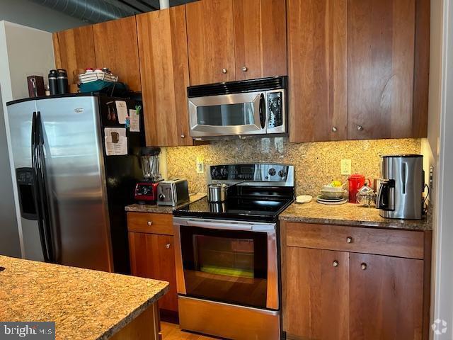 Building Photo - 130 N 2nd St Unit 4C5 Rental