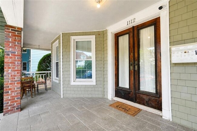 Photo - 1112 Beverley Rd