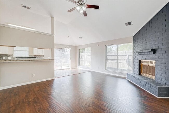 16938 Enchanted Cir E