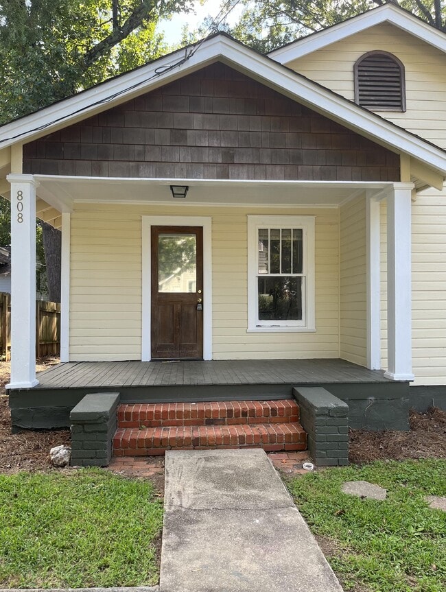 Photo - 808 E 20th St