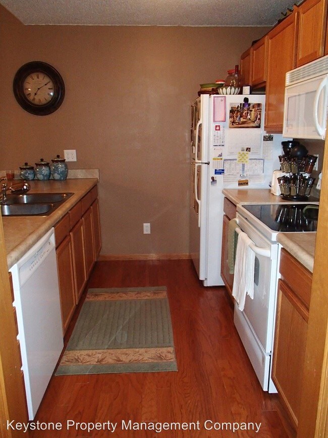 Photo - Studio, 1.5 bath House - 4435 Berkely Lane