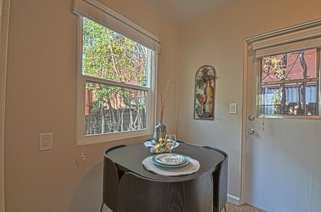 Photo - Must See! Amazing Studio in Hillcrest - Character GALORE Unit 3951 Centre Street #A