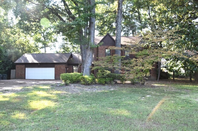 Building Photo - 1461 Kirby Pkwy