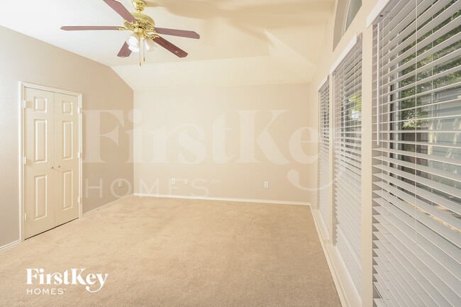 Photo - 1012 Windymeadow Ln