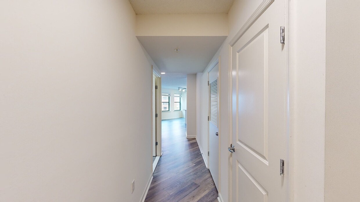 Photo - 1301 Thomas Circle Apartments