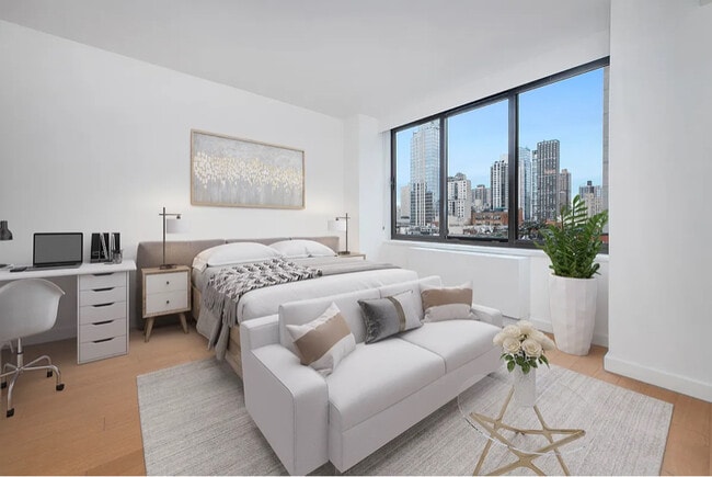 Photo - 301 E 94th St