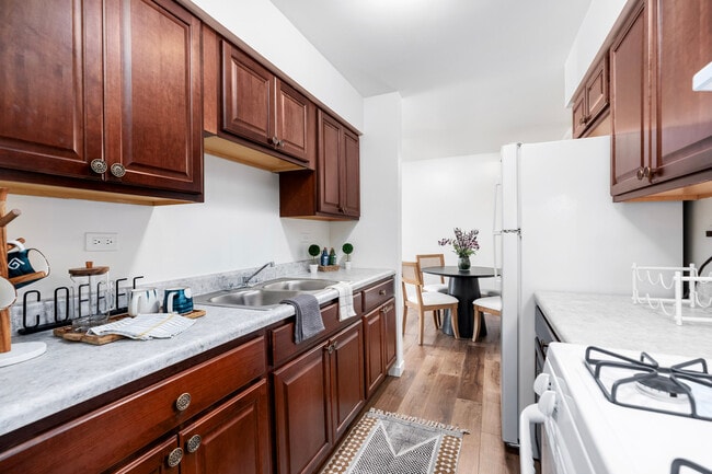 Kitchen - Timber Lake