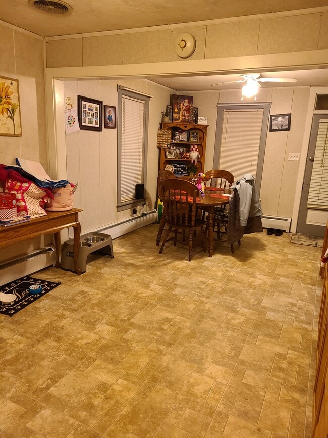 Photo - 73 E Church St