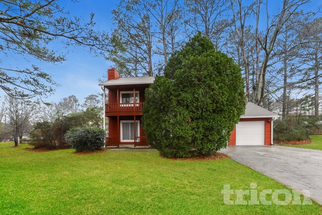 Building Photo - 236 Independence Dr