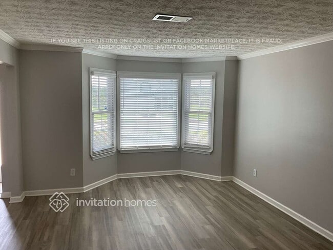 Photo - 989 Field View Dr