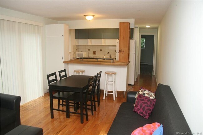 Photo - 9 -4 Kent Ct Unidad 1