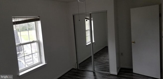 Photo - 581 Fish Pond Rd